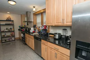 2448 N Campbell Ave, Chicago, IL 60647 - Photo 4