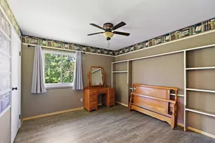 85 Sherbon Ln, Crystal Lake, IL 60014 - Photo 10