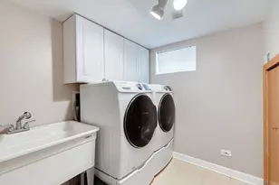 8013 W Irving Park Rd, Chicago, IL 60634 - Photo 22