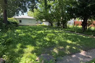 8504 S Prairie Ave, Chicago, IL 60619 - Photo 14