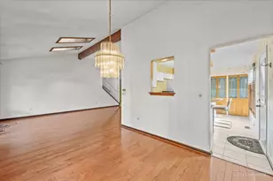 602 E Hackberry Dr, Arlington Heights, IL 60004 - Photo 8