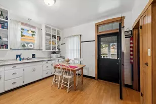 5058 W Barry Ave, Chicago, IL 60641 - Photo 8