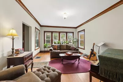 5058 W Barry Avenue, Chicago, IL 60641 - Photo 2