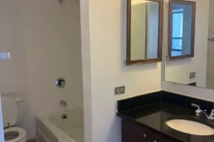 5100 N Marine Dr, Chicago, IL 60640 - Photo 18
