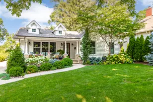 4820 Lee Ave, Downers Grove, IL 60515 - Photo 2