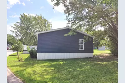 2464 East 29th Road #113, Seneca, IL 61360 - Photo 4