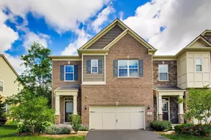 307 Camberley Ln, Lincolnshire, IL 60069 - Photo 1