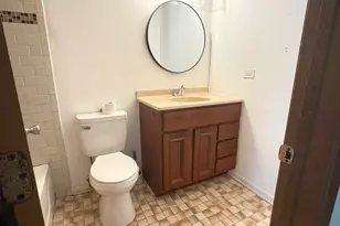 311 Dawn Ct, Bloomingdale, IL 60108 - Photo 8
