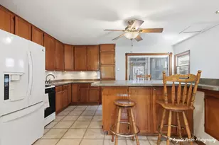 1080 Larkdale Row, Wauconda, IL 60084 - Photo 10