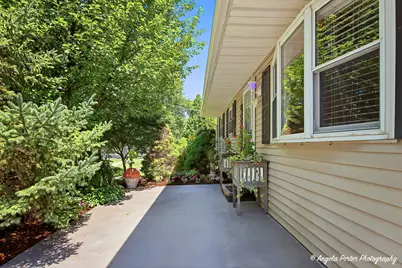1080 Larkdale Row, Wauconda, IL 60084 - Photo 4