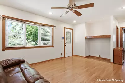 1080 Larkdale Row, Wauconda, IL 60084 - Photo 8