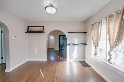 563 S Lake Street, Aurora, IL 60506 - Photo 6