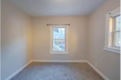 563 S Lake Street, Aurora, IL 60506 - Photo 10