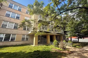 2501 W Touhy Ave, Chicago, IL 60645 - Photo 1