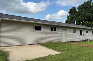 716 E Rt 71 Hwy, Standard, IL 61363 - Photo 2