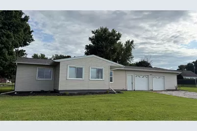 716 E Rt 71 Highway, Standard, IL 61363 - Photo 1