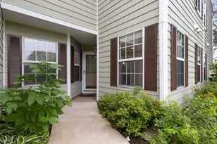 [Address not provided], Streamwood, IL 60107 - Photo 4