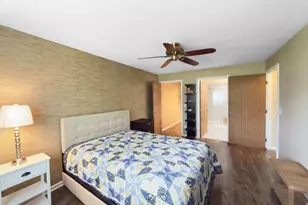 322 Winfield Ct, Schaumburg, IL 60194 - Photo 10