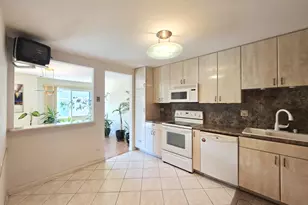 703 Mallard Ln, Deerfield, IL 60015 - Photo 8