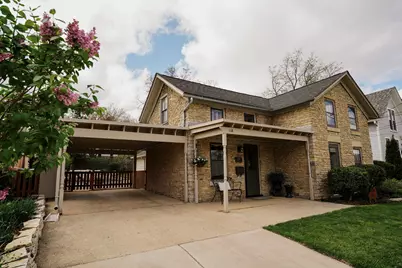 118 S River Lane, Geneva, IL 60134 - Photo 1