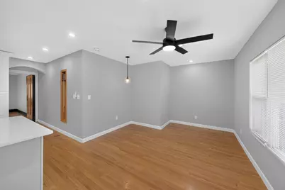 5755 W Eddy Street, Chicago, IL 60634 - Photo 18