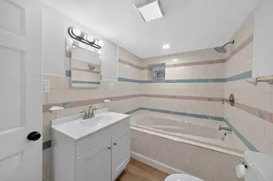 5755 W Eddy St, Chicago, IL 60634 - Photo 34