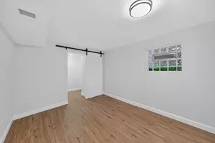 5755 W Eddy St, Chicago, IL 60634 - Photo 30