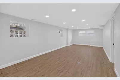 5755 W Eddy Street, Chicago, IL 60634 - Photo 28