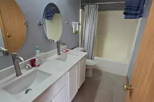 238 Williamsburg Ct, Romeoville, IL 60446 - Photo 18