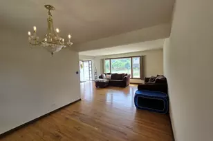 7014 Wilcox Ave, Darien, IL 60561 - Photo 12