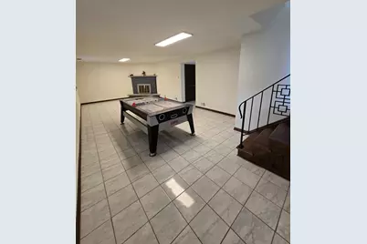 7014 Wilcox Avenue, Darien, IL 60561 - Photo 18