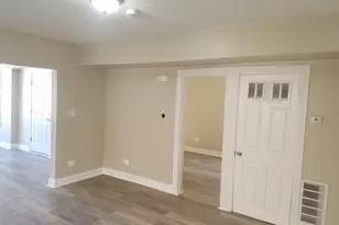 331 W 76th St, Chicago, IL 60620 - Photo 12