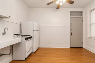 3041 W George St, Chicago, IL 60618 - Photo 4