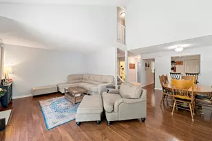 4S780 Pinehurst Dr, Naperville, IL 60563 - Photo 8