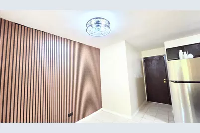 160 Dunteman Drive #102, Glendale Heights, IL 60139 - Photo 12