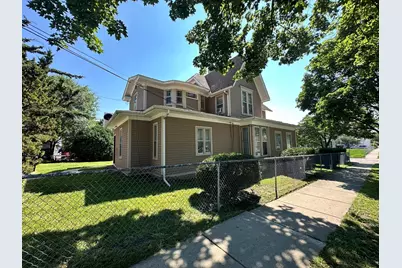 419-421 N Spring Street, Elgin, IL 60120 - Photo 6