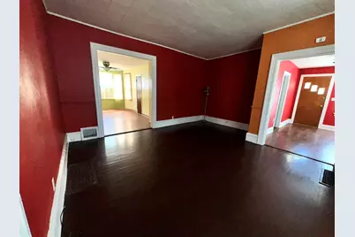 419-421 N Spring Street, Elgin, IL 60120 - Photo 26