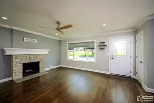 220 Green Valley Dr, Lombard, IL 60148 - Photo 4