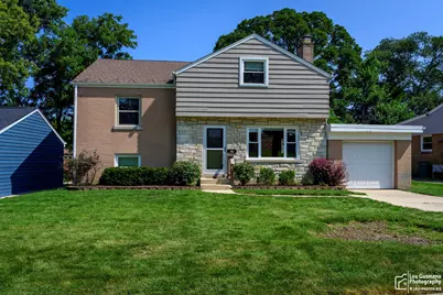 220 Green Valley Drive, Lombard, IL 60148 - Photo 2