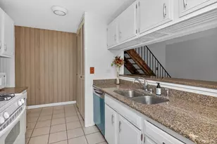 419 Sidney Ave, Glendale Heights, IL 60139 - Photo 8