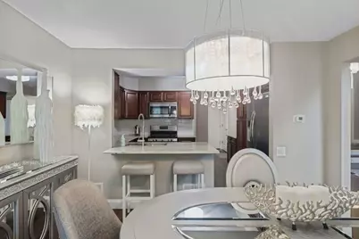 282 Lorraine Circle, Bloomingdale, IL 60108 - Photo 8