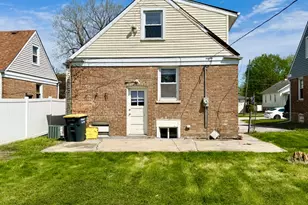 17826 School St, Lansing, IL 60438 - Photo 2