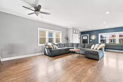 5337 W Barry Avenue, Chicago, IL 60641 - Photo 6