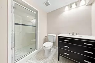 5337 W Barry Ave, Chicago, IL 60641 - Photo 20