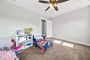 5337 W Barry Ave, Chicago, IL 60641 - Photo 24