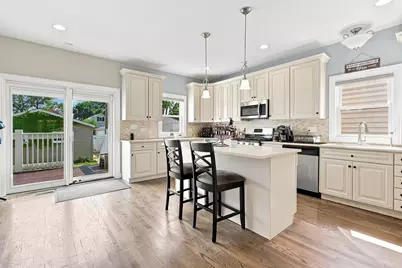 5337 W Barry Avenue, Chicago, IL 60641 - Photo 10