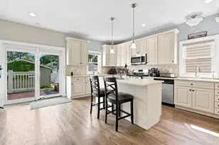 5337 W Barry Ave, Chicago, IL 60641 - Photo 10