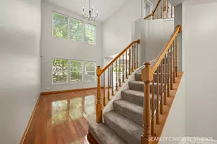 42 Egg Harbour Ct, Schaumburg, IL 60173 - Photo 2