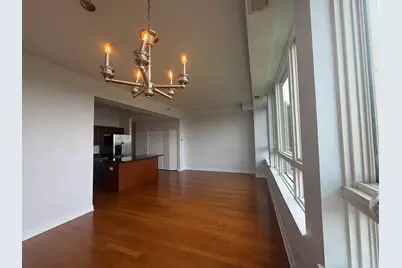 6000 N Cicero Avenue #302, Chicago, IL 60646 - Photo 4