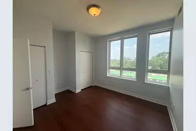 6000 N Cicero Avenue #302, Chicago, IL 60646 - Photo 8